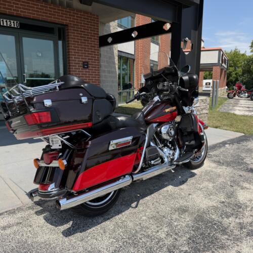  2010 Electra Glide® Ultra Limited thumb 3
