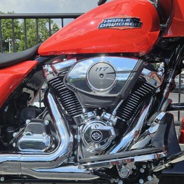  2026 Harley-Davidson Road Glide® FLTRX thumb 3