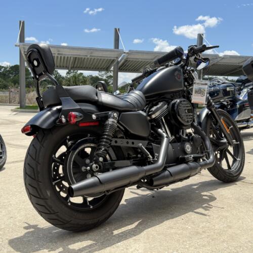 Harley-Davidson® Iron 883™ 2021 thumb 2