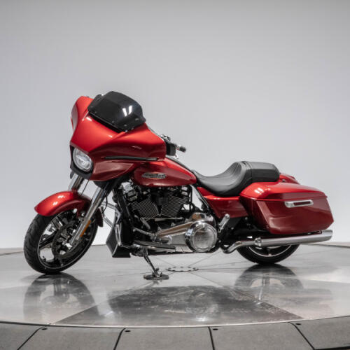 2025 HARLEY-DAVIDSON FLHX STREET GLIDE in Brilliant Red thumb 0
