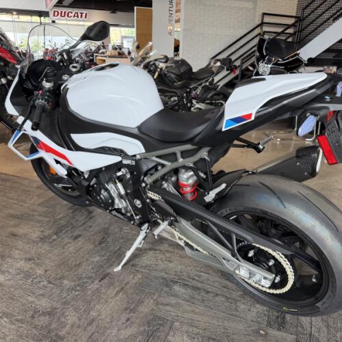 2026 BMW S 1000 RR thumb 0