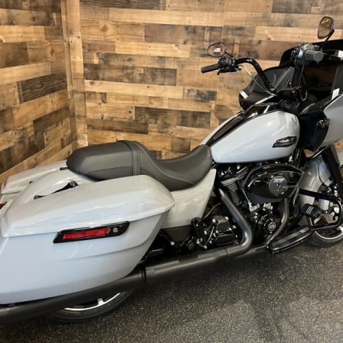 2026 Harley-Davidson® Road Glide® Dark Billiard Gray Black Trim FLTRX thumb 2