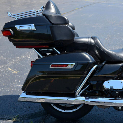 2017 Harley-Davidson® Road Glide® Ultra Black Quartz thumb 0