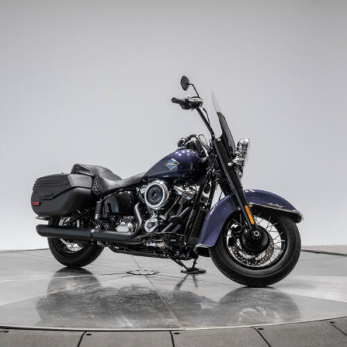 2026 Harley-Davidson FLHC Heritage Classic in Purple Abyss with Laced Wheels thumb 3