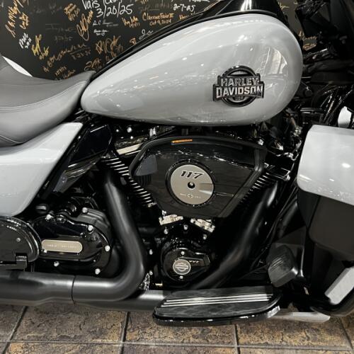 FLHLT 2026 Street Glide 3 Limited thumb 0