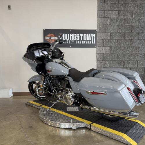 2026 Harley-Davidson® Road Glide® FLTRX thumb 0