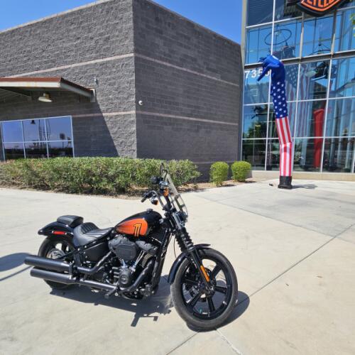 FXBBS 2022 Street Bob® 114 thumb 2