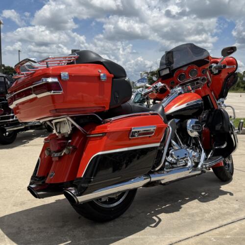 Harley-Davidson® CVO™ Ultra Classic® Electra Glide® 2012 thumb 2