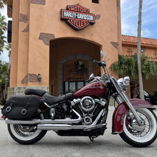 Harley-Davidson® Deluxe 2020 thumb 3