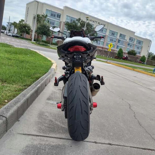 Ducati Monster 821 2015 thumb 0