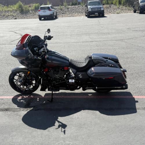 FLTRXSTSE 2026 CVO Road Glide ST thumb 0