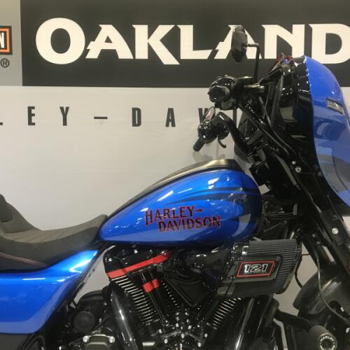 Harley-Davidson® CVO Street Glide ST 2026 thumb 1