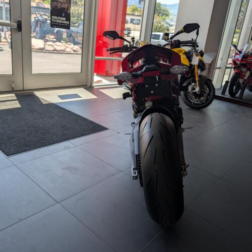 2022 Ducati Streetfighter V4 Ducati Red thumb 1