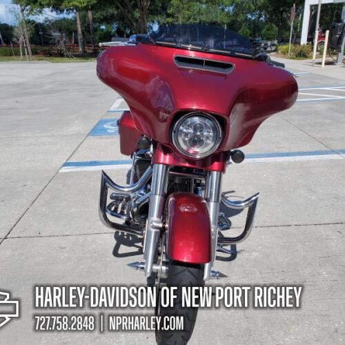 2017 Harley-Davidson® Street Glide® Special thumb 3