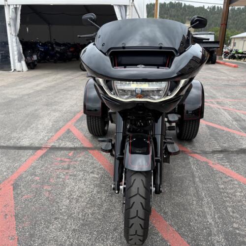 Harley-Davidson® Road Glide 3 2026 thumb 1