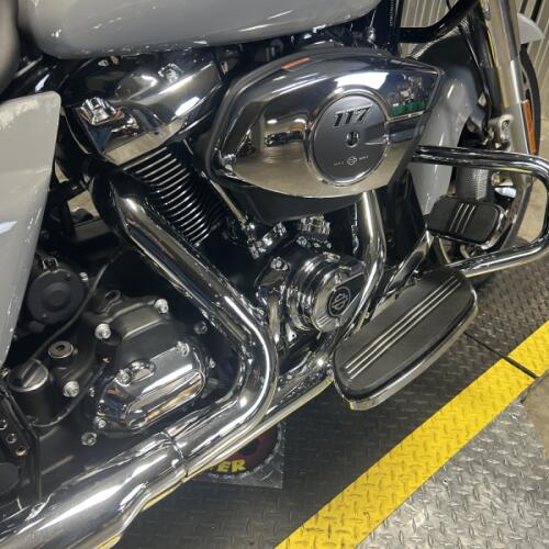 2026 Harley-Davidson® Road Glide® DRK BILIARD GRY thumb 3