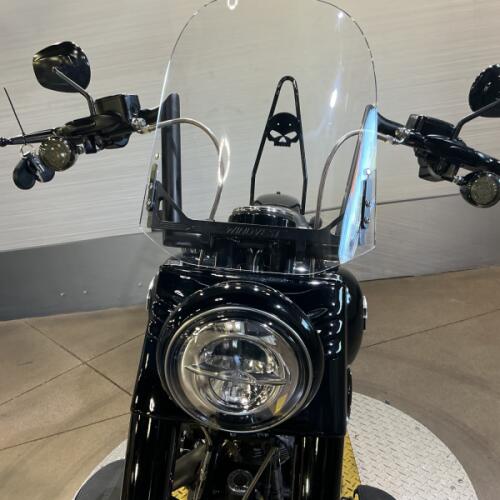 FLSS 2017 Softail Slim® S thumb 1