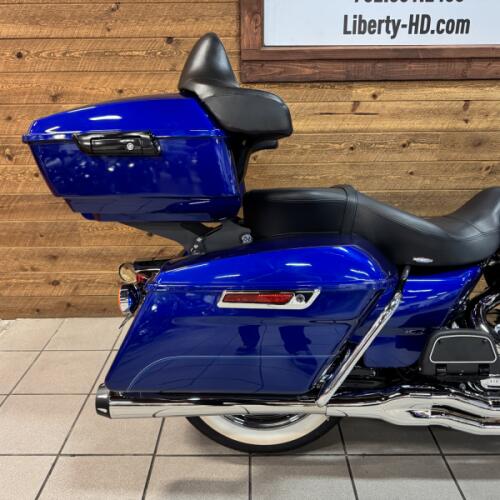 2015 Harley-Davidson® Road King® Superior Blue thumb 0