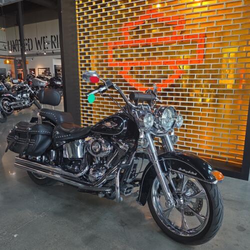 Harley-Davidson® Heritage Softail® Classic 2012 thumb 3