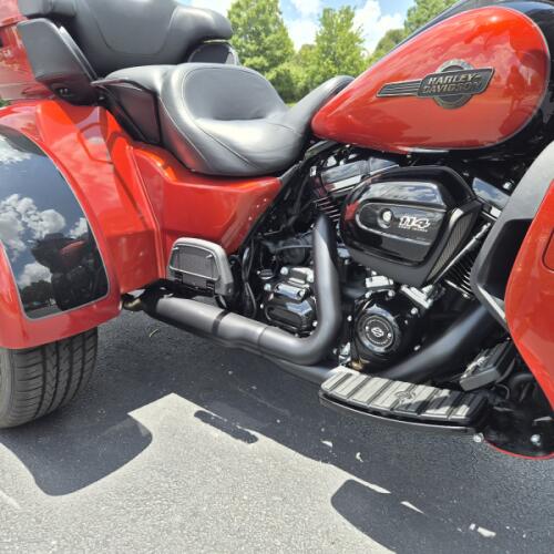 FLHTCUTG 2025 Tri Glide® Ultra thumb 3