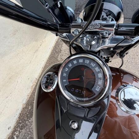 2019 Harley-Davidson® Heritage Classic 114 Rawhide/Vivid Black thumb 0