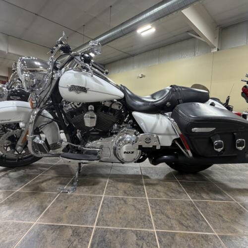 2012 Road King Special White Onyx Pearl thumb 2