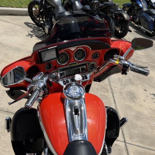 Harley-Davidson® CVO™ Ultra Classic® Electra Glide® 2012 thumb 0