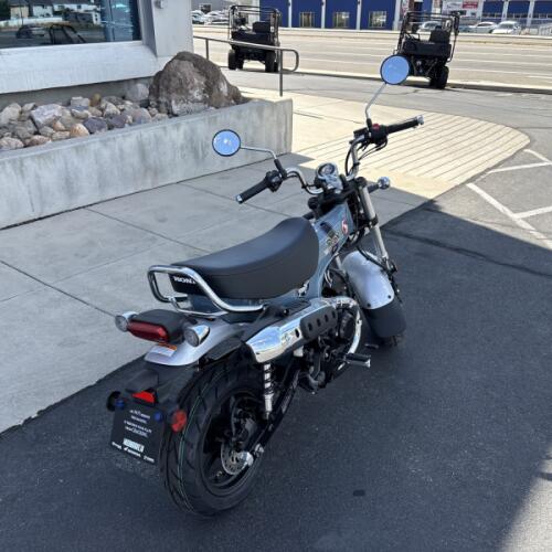2025 Honda Dax 125 thumb 1