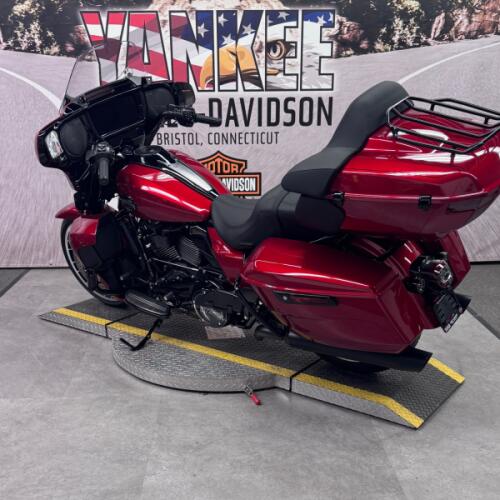 2026 FLHXL Street Glide Limited thumb 2