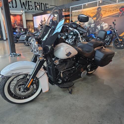 Harley-Davidson® Heritage Classic 2025 thumb 1