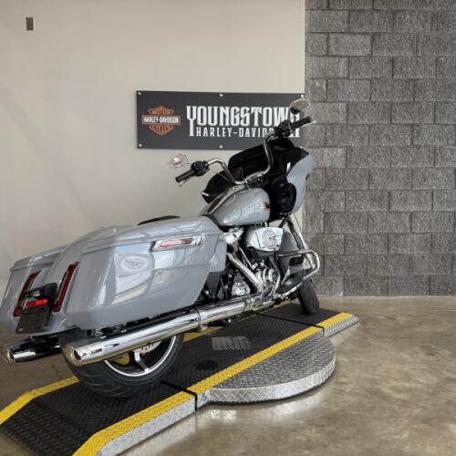 2026 Harley-Davidson® Road Glide® FLTRX thumb 2