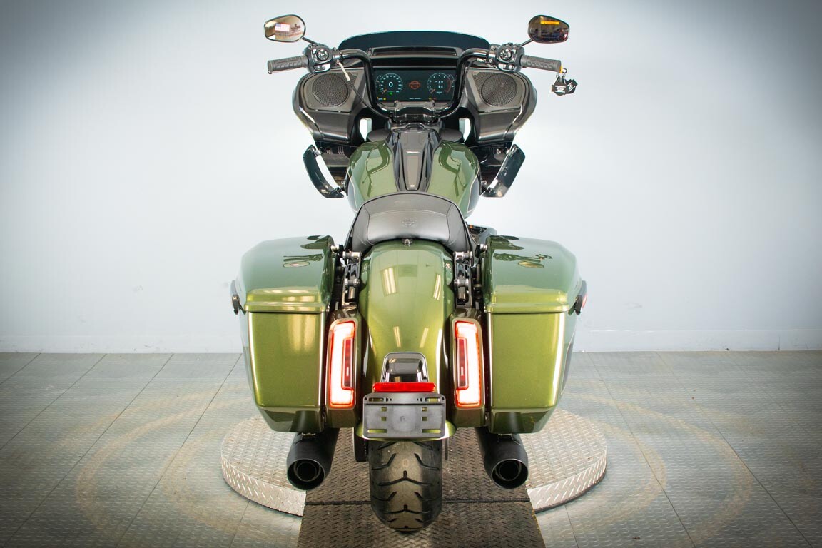 2026 Harley-Davidson® Road Glide™ FLTRX, photo 7
