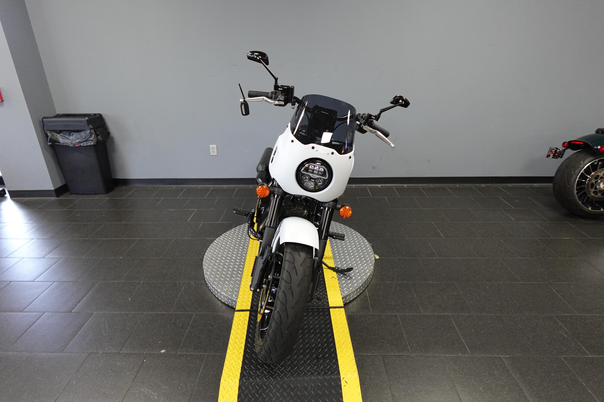 2024 Indian Motorcycle Sport Chief®, photo 3