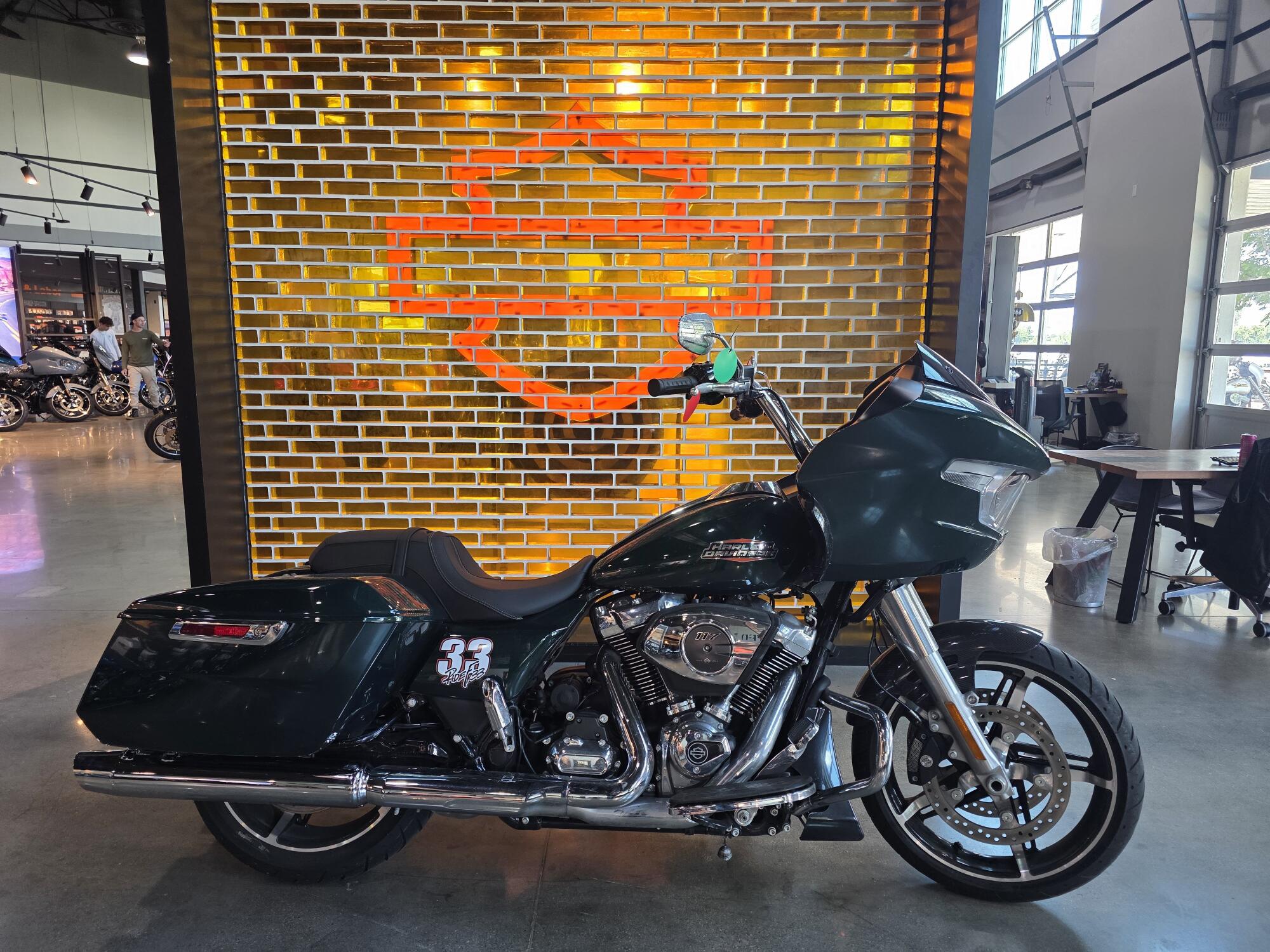 Harley-Davidson® Road Glide® 2024