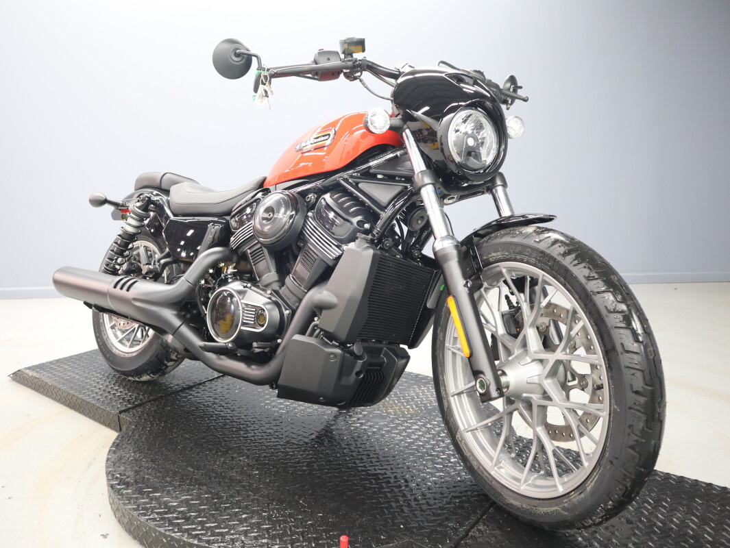 2026 Harley-Davidson® Nightster™ Special RH975S, photo 2