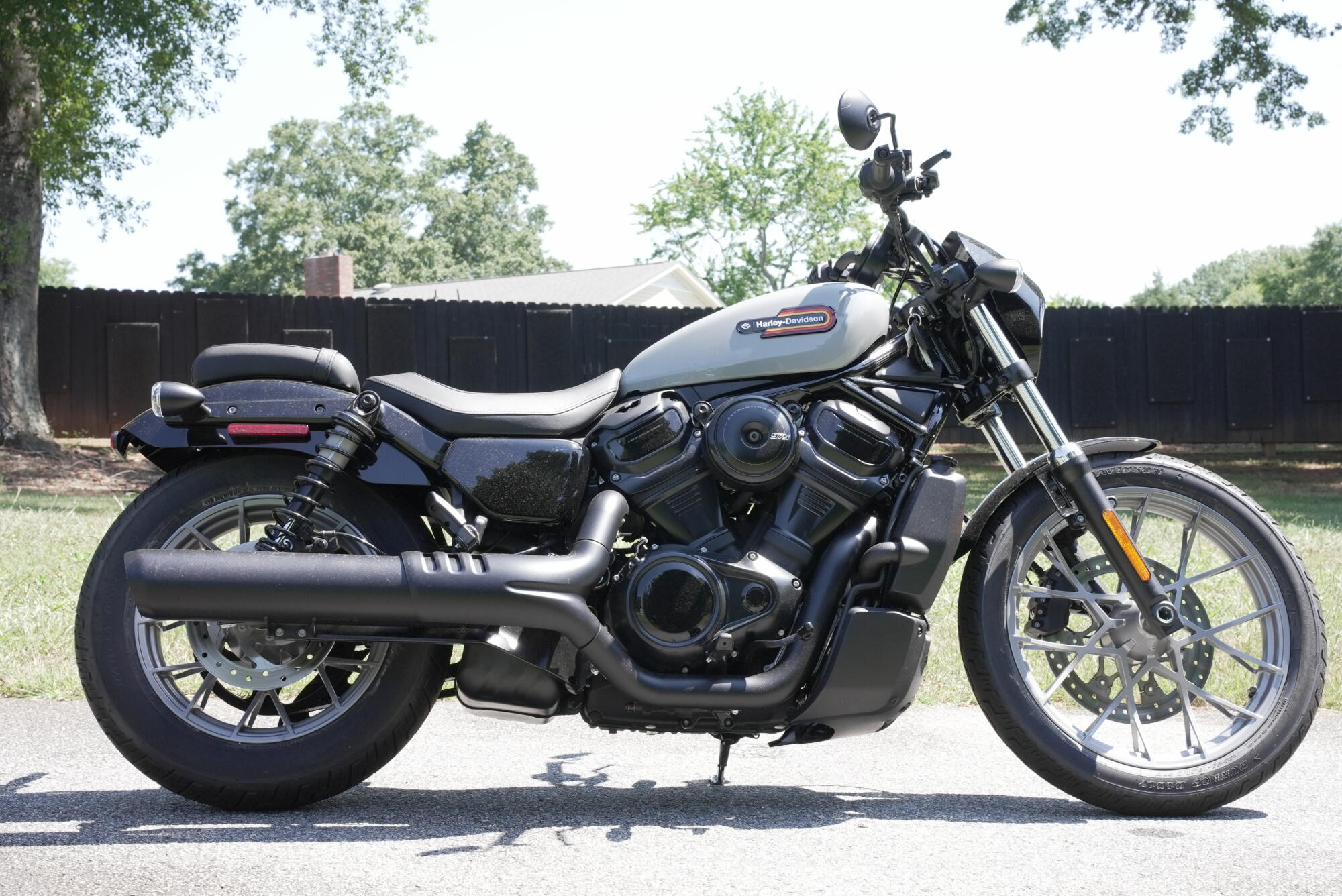 RH975 2026 Nightster®