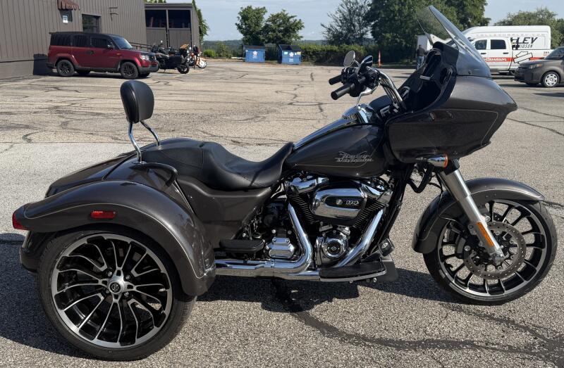 2023 Harley-Davidson Road Glide 3  FLTRT  GRAY HAZE