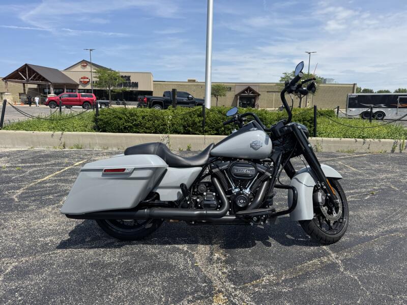 FLHRXS 2024 Road King™ Special