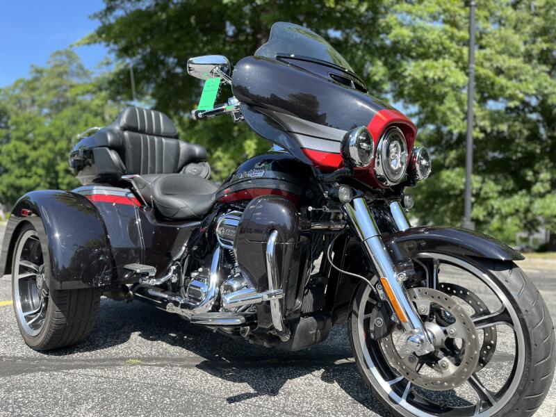 FLHTCUTGSE 2020 CVO™ Tri Glide®