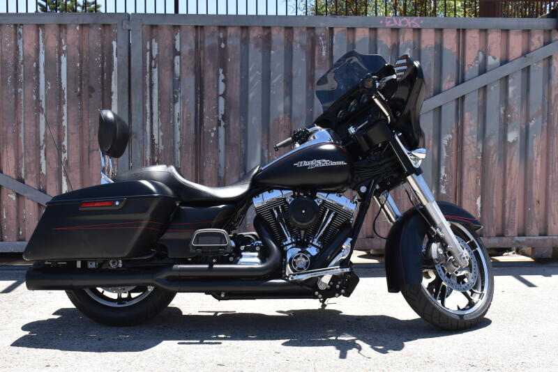 2016 Harley-Davidson® Street Glide® Special FLHXS
