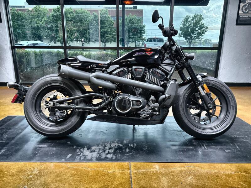 2026 Harley-Davidson® Sportster® S Vivid Black Black Trim