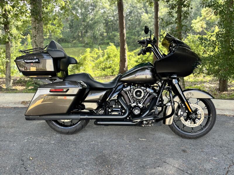 FLTRXS 2020 Road Glide® Special
