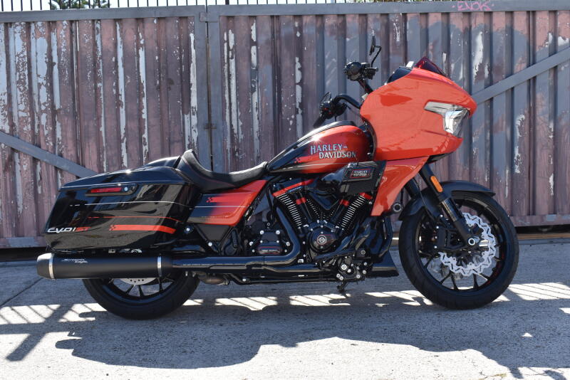 2026 Harley-Davidson® CVO Road Glide ST FLTRXSTSE