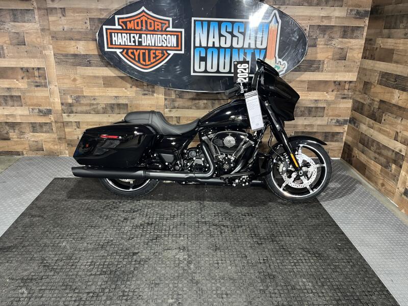 2026 Harley-Davidson® Street Glide® Vivid Black Black Trim