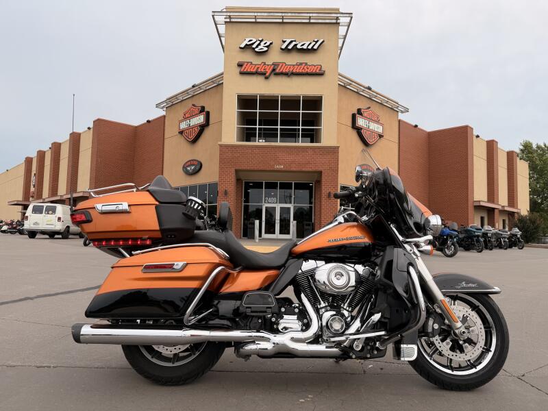 2014 Harley-Davidson® Ultra Limited FLHTK WHSKY/V BLK 687818