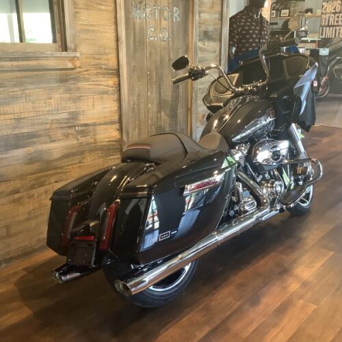 Harley-Davidson® Road Glide® 2026 FLTRX T43-26 Midnight Ember thumb 0