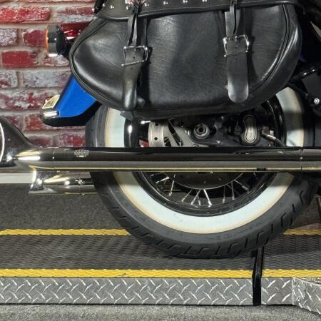 FLSTC 2016 Heritage Softail® Classic thumb 0