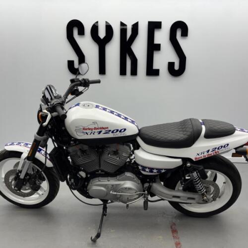 2009 Harley-Davidson Sportster XR1200 in Custom White Paint thumb 3