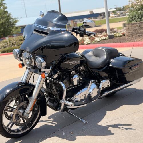 2014 Harley-Davidson® Street Glide® Special FLHXS BLACK 672741 thumb 0
