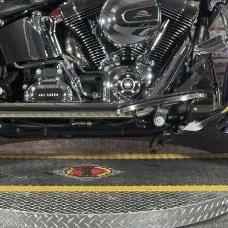 FLSTC 2016 Heritage Softail® Classic thumb 2